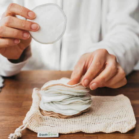Bambaw-zestaw-10-wacikow-bambusowych-o-roznej-miekkosci-z-woreczkiem-do-prania_4.jpg Bambaw-zestaw-10-wacikow-bambusowych-o-roznej-miekkosci-z-woreczkiem-do-prania_4.jpg