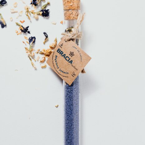 Bracia_Mydlarze_Blekitny_jasmin_szot_do_kapieli_70_ml_3-scaled-1.jpg Bracia_Mydlarze_Blekitny_jasmin_szot_do_kapieli_70_ml_3-scaled-1.jpg