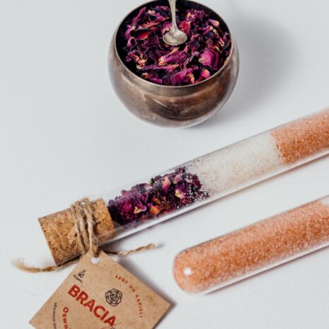 Bracia_Mydlarze_Oswojona_roza_szot_do_kapieli_70_ml_3.jpg Bracia_Mydlarze_Oswojona_roza_szot_do_kapieli_70_ml_3.jpg