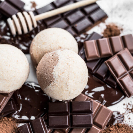 Ministerstwo-Dobrego-Mydla-czekoladowa-polkula-kapielowa-50-g-2-scaled-1.jpg Ministerstwo-Dobrego-Mydla-czekoladowa-polkula-kapielowa-50-g-2-scaled-1.jpg