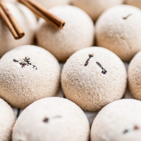 Ministerstwo_Dobrego_Mydla_cynamon_polkula_kapielowa_50g_3.jpg Ministerstwo_Dobrego_Mydla_cynamon_polkula_kapielowa_50g_3.jpg