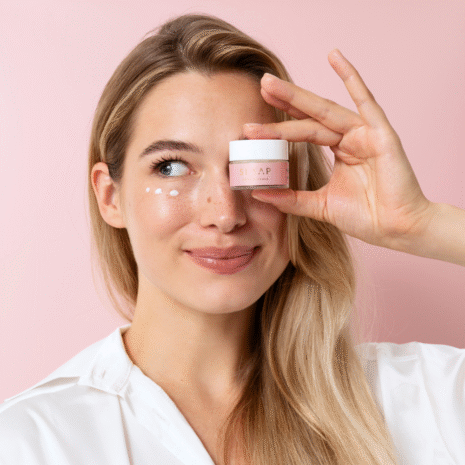 Slaap_Night-Cloud-regenerujacy_krem_pod_oczy_na_nocszpatulka-masazer_15_ml_5-1.png Slaap_Night-Cloud-regenerujacy_krem_pod_oczy_na_nocszpatulka-masazer_15_ml_5-1.png