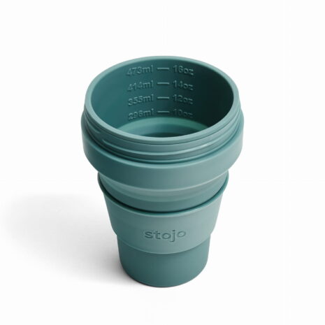 Stojo_kubek_Biggie_Eucalyptus_470_ml_3.jpg Stojo_kubek_Biggie_Eucalyptus_470_ml_3.jpg