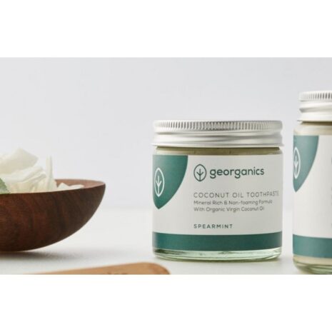 naturalna-pasta-do-zebow-zielona-mieta-Georganics-3.jpg naturalna-pasta-do-zebow-zielona-mieta-Georganics-3.jpg