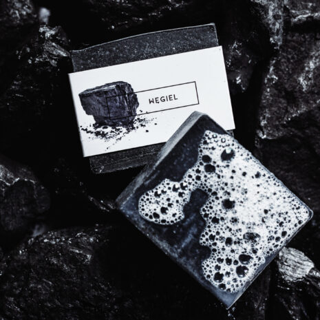 naturalne-mydlo-wegiel-Ministerstwo-Dobrego-Mydla-100-g-5-scaled-1.jpg naturalne-mydlo-wegiel-Ministerstwo-Dobrego-Mydla-100-g-5-scaled-1.jpg