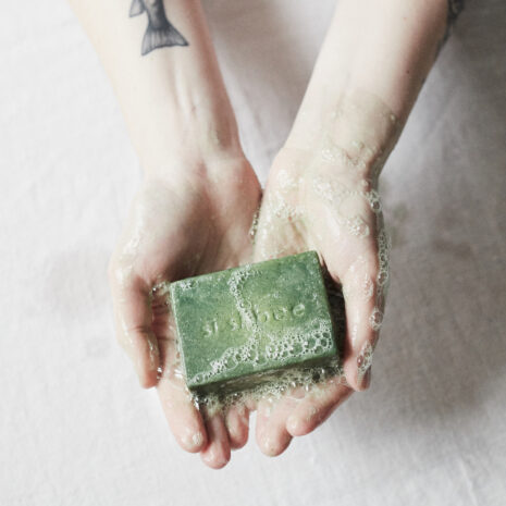 si-si-bee-naturalne-mydlo-do-ciala-No-02-algi-morskie-125g.jpg si-si-bee-naturalne-mydlo-do-ciala-No-02-algi-morskie-125g.jpg